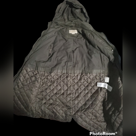 Micheal Kors olive green Parka - Picture 2 of 4